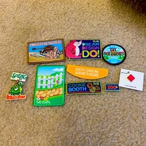 4/$10😱 Lot of random Girl Scout patches 2015-2016